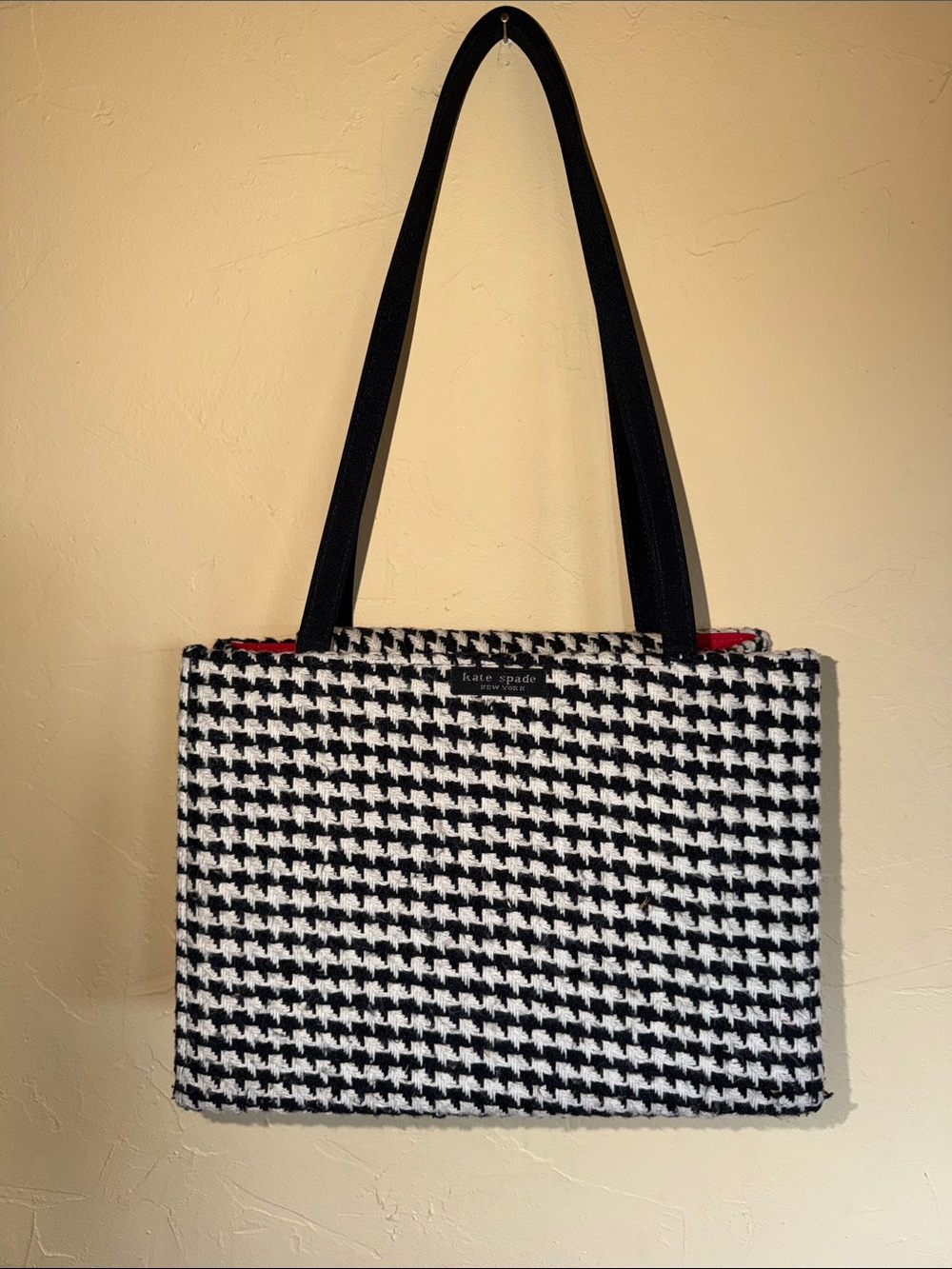 kate spade Black & White Houndstooth Shoulder Tote with Red Accent JS-103